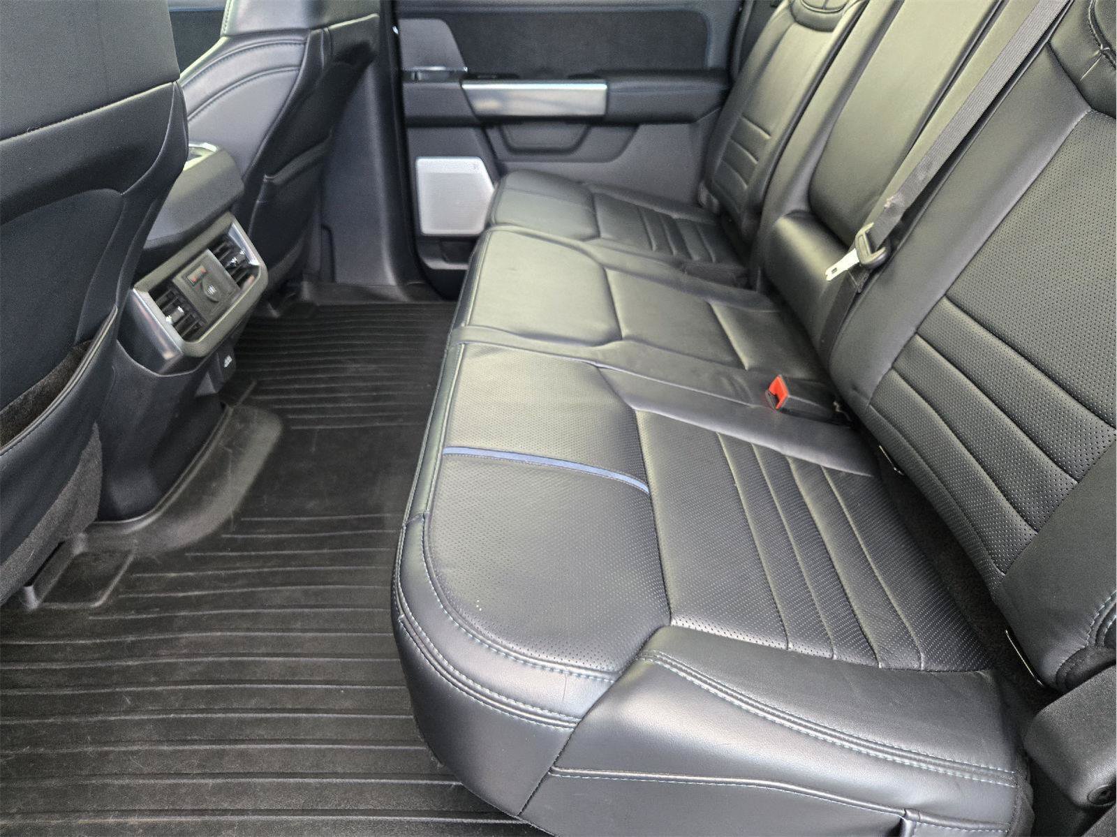 Certified 2025 Ford F350 Platinum AWD/4WD image 29