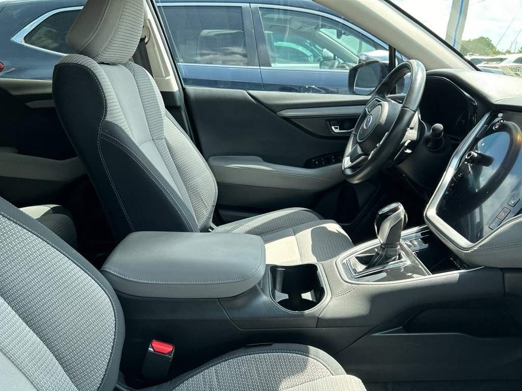 Used 2023 Subaru Outback Premium image 3