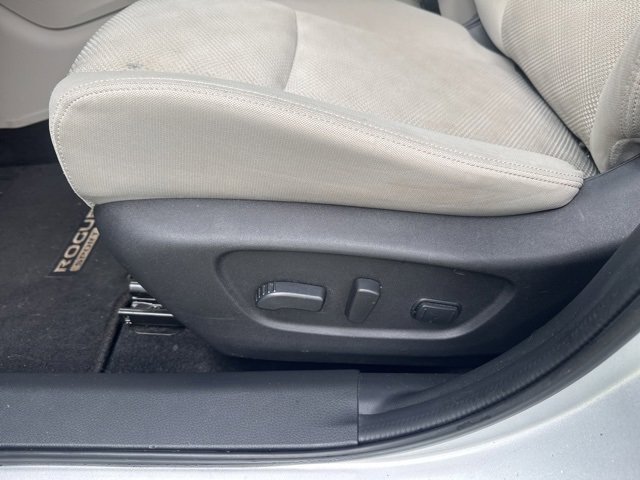 Used 2022 Nissan Rogue Sport SV image 22