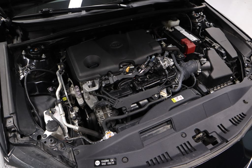 Used 2022 Toyota Camry SE w/ Convenience Package FWD image 15