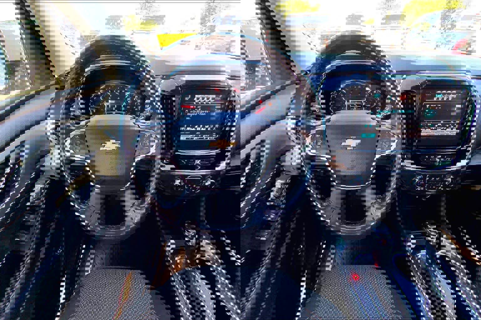 Used 2019 Chevrolet Traverse LT image 8