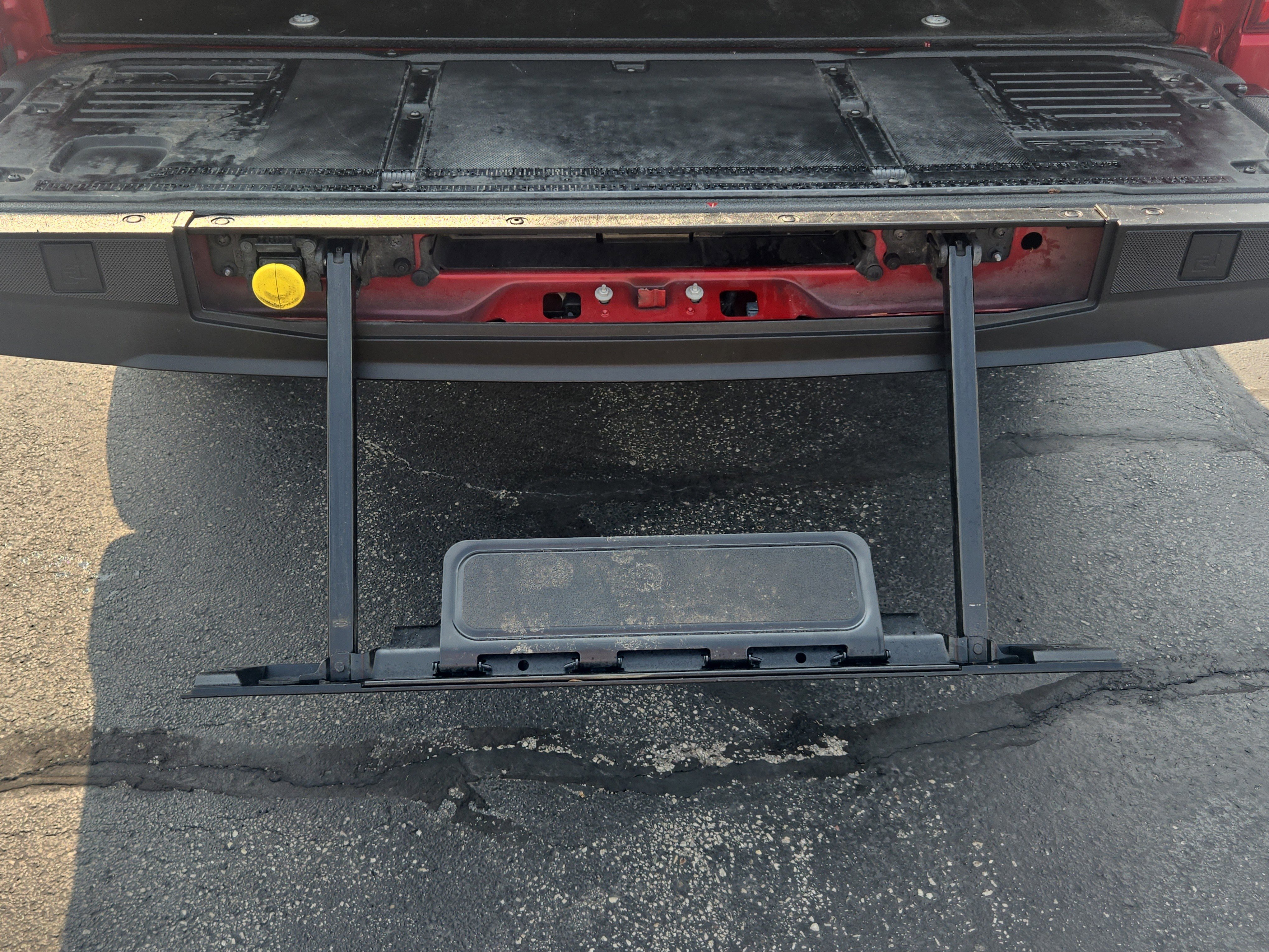 Certified 2022 Ford F150 Raptor w/ Equipment Group 801A High image 22