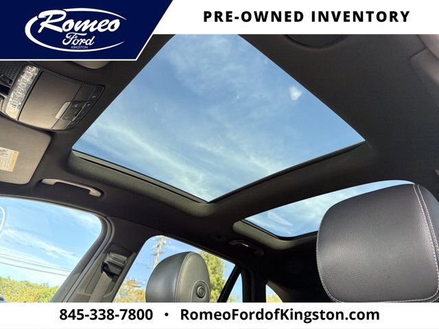 Used 2018 Mercedes-Benz GLC 300 4MATIC image 25