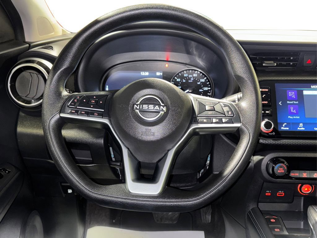 Used 2022 Nissan Kicks SV image 27