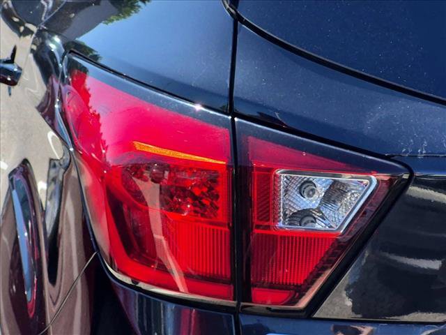 Certified 2019 Ford Escape Titanium AWD/4WD image 14