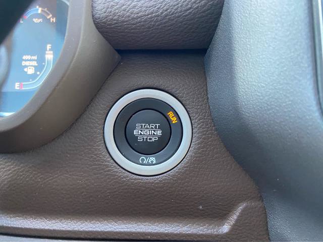 Used 2025 RAM 3500 Laramie AWD/4WD image 28
