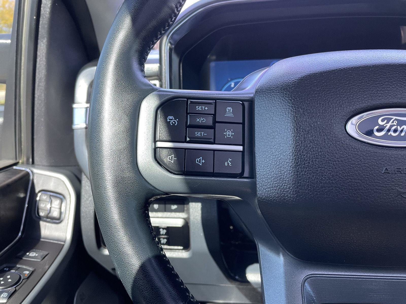 Certified 2024 Ford F250 Lariat w/ Lariat Ultimate Package AWD/4WD image 13