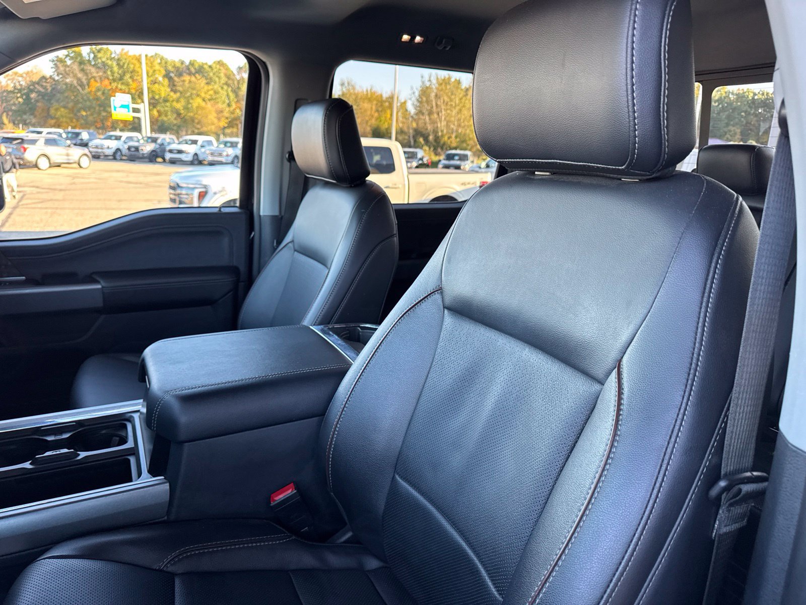 Certified 2023 Ford F250 Lariat w/ Sport Appearance Package AWD/4WD image 30
