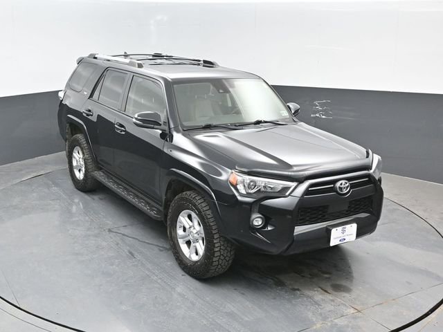 Used 2021 Toyota 4Runner SR5 Premium w/ Moonroof Package AWD/4WD image 18