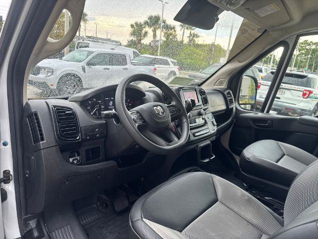 Used 2024 RAM ProMaster 2500 w/ Convenience Group FWD image 4
