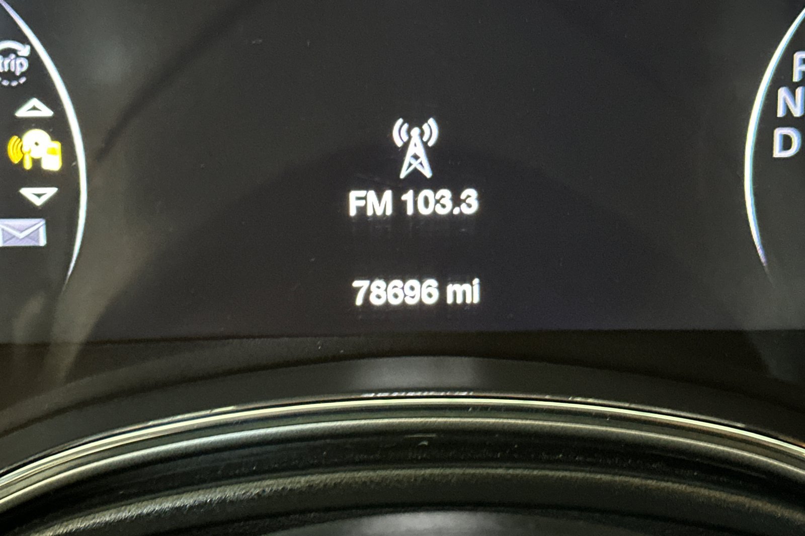 Used 2018 Jeep Grand Cherokee Trailhawk w/ Trailhawk Luxury Group AWD/4WD image 42