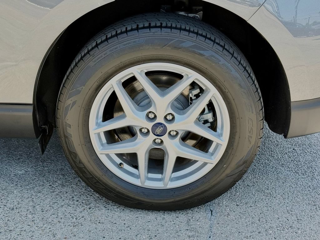Certified 2022 Ford Edge SEL AWD/4WD image 18