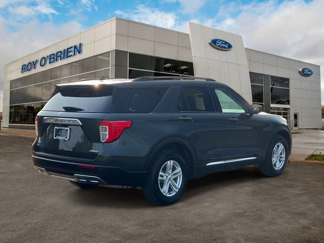 Certified 2023 Ford Explorer XLT w/ Equipment Group 202A AWD/4WD image 5