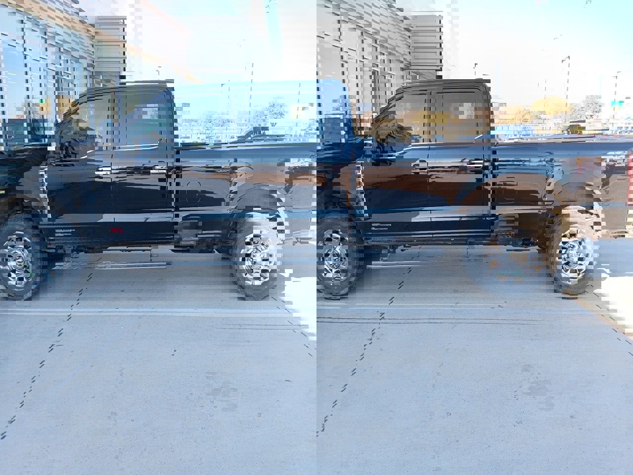 Certified 2025 Ford F350 King Ranch w/ Chrome Package image 5