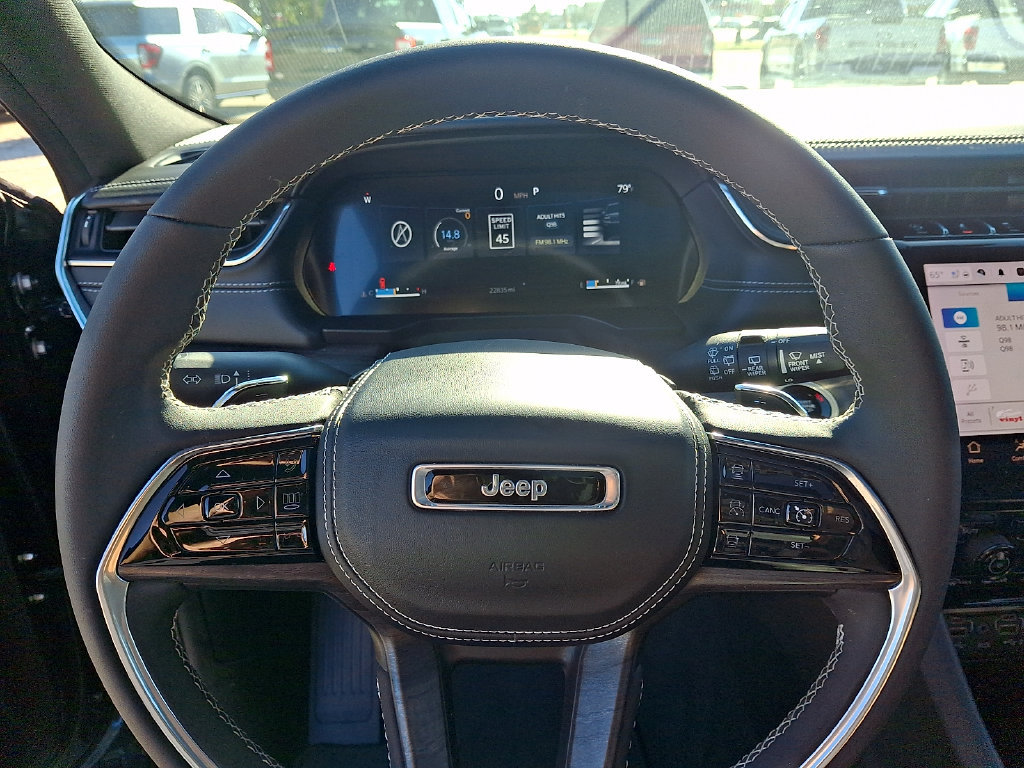 Used 2024 Jeep Grand Cherokee L Overland w/ Trailer Tow Package AWD/4WD image 20