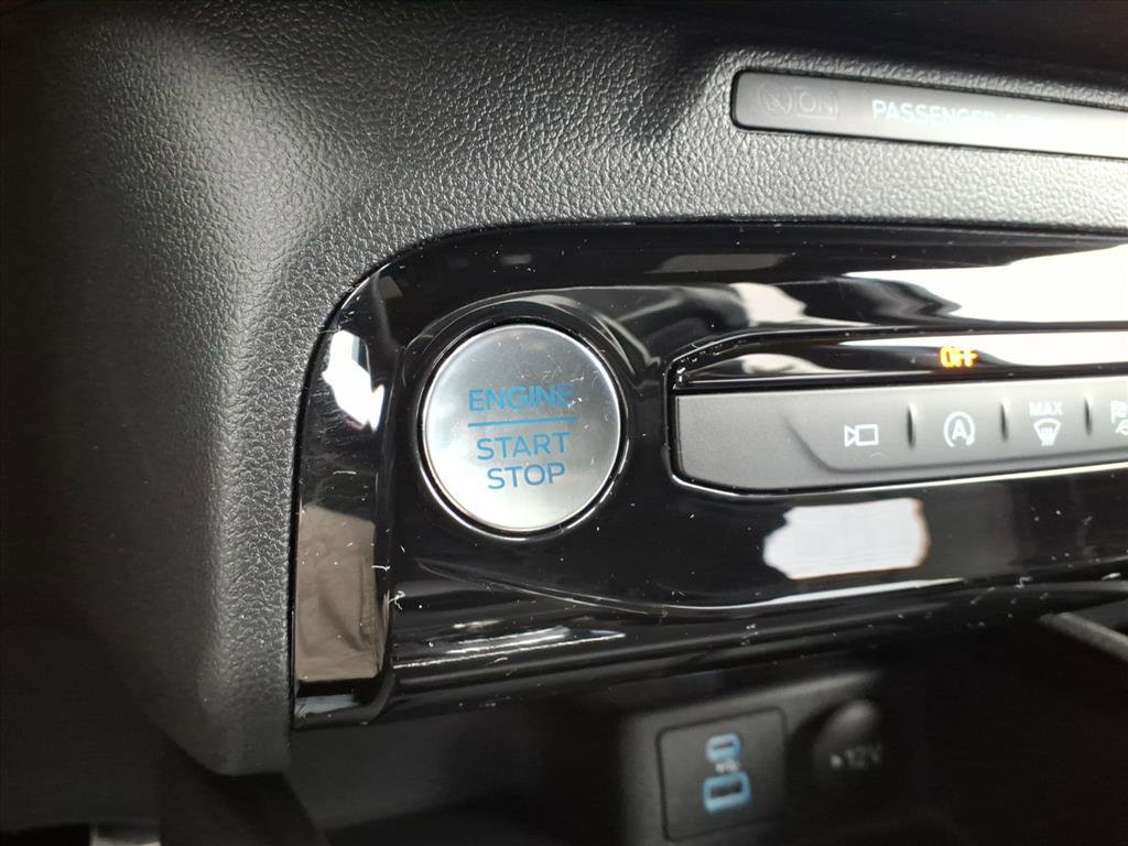 Certified 2023 Ford Escape ST-Line Select w/ Tech Pack #2 image 24