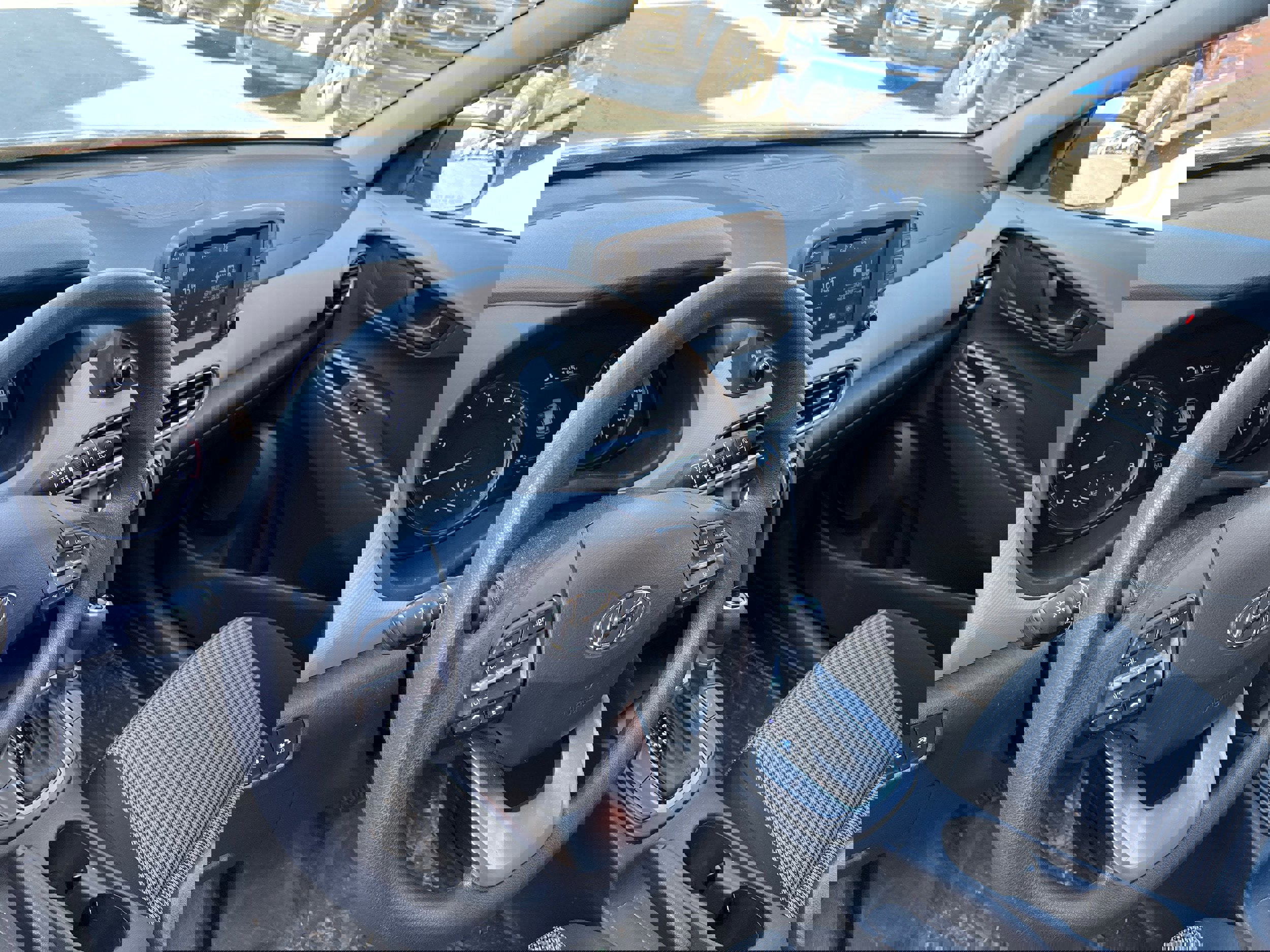 Used 2021 Hyundai Kona SE image 8