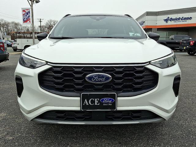 Certified 2023 Ford Escape ST-Line w/ Tech Pack #1 image 7