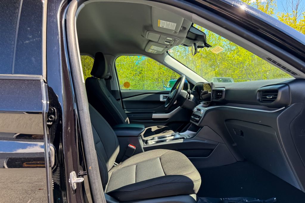 Certified 2023 Ford Explorer XLT AWD/4WD image 10