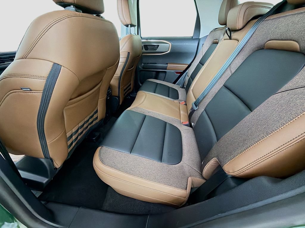 Certified 2025 Ford Bronco Sport Outer Banks w/ Outer Banks Tech Package+ AWD/4WD image 26