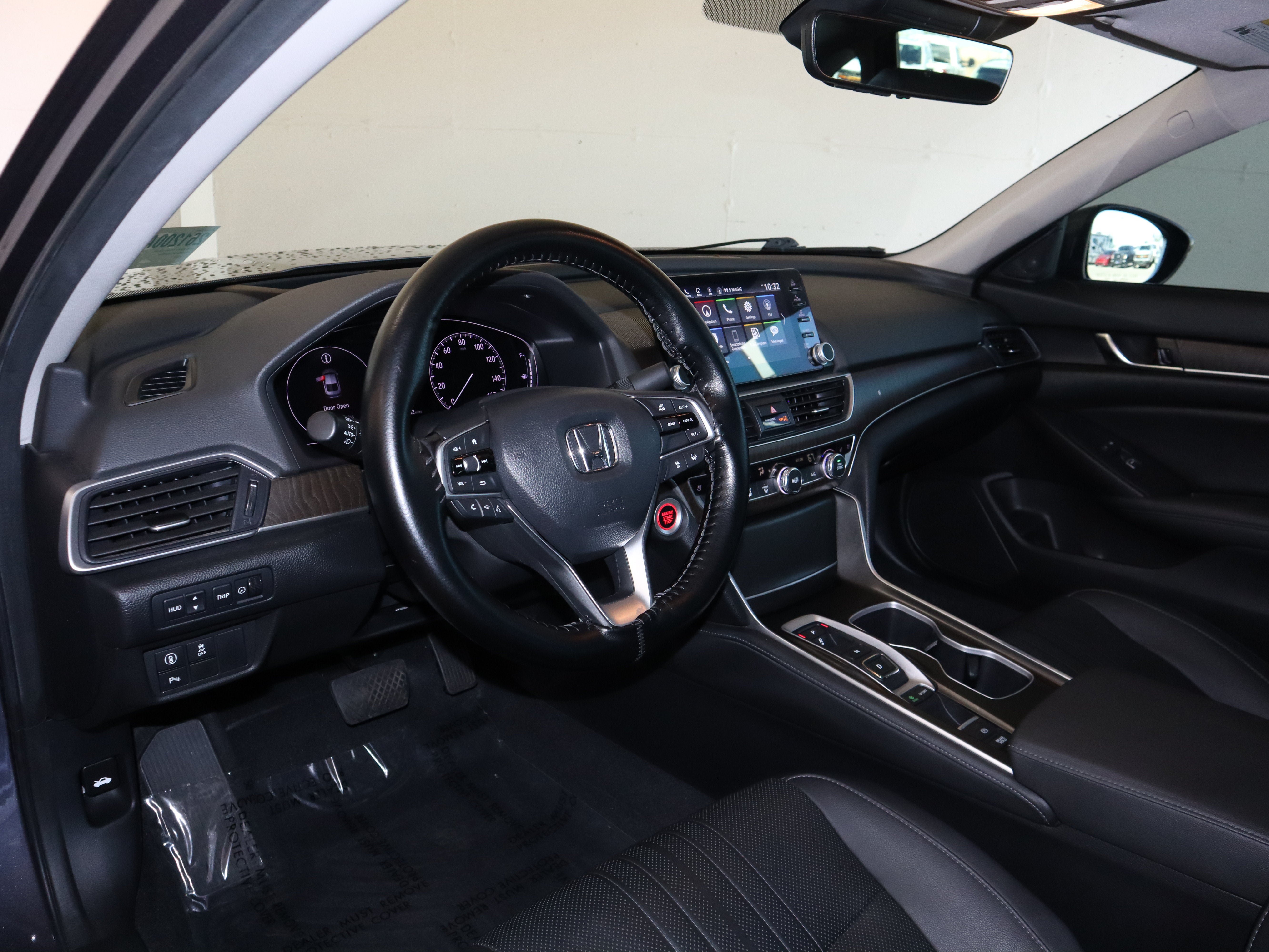 Used 2020 Honda Accord Touring image 21