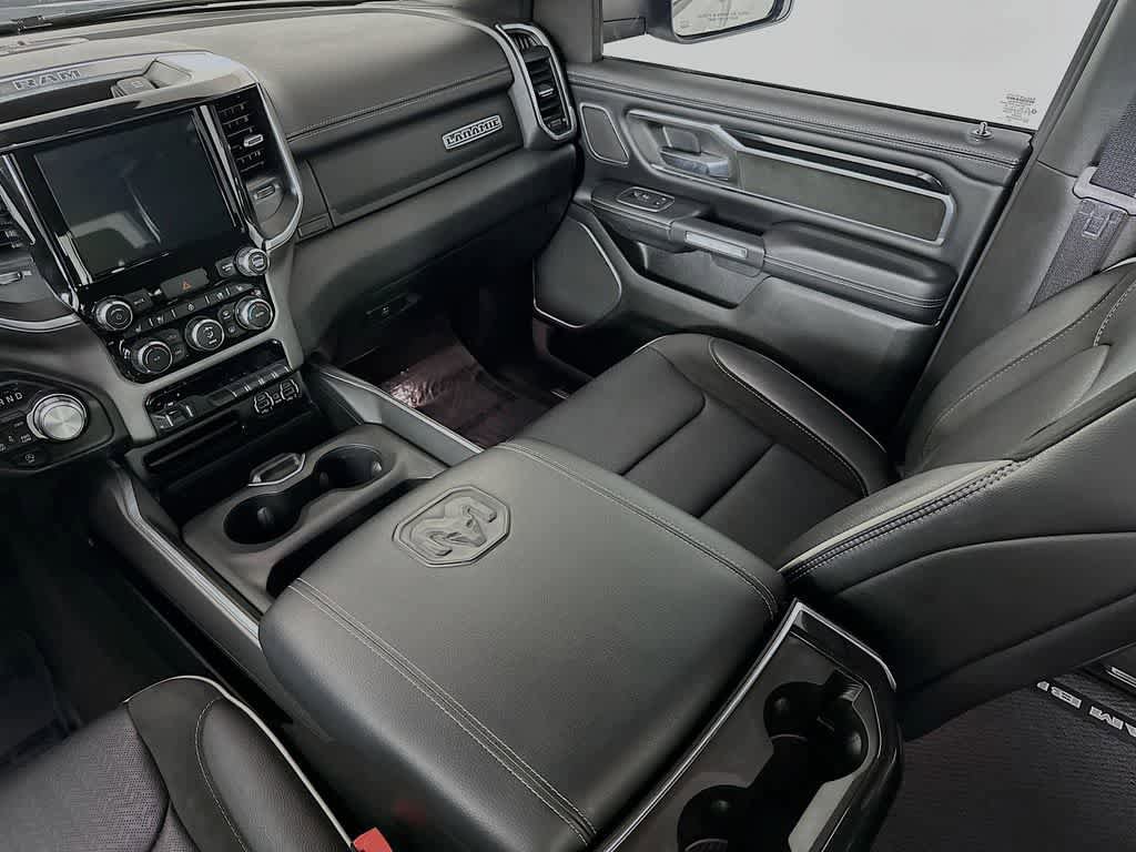 Used 2022 RAM 1500 Laramie AWD/4WD image 11