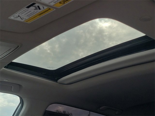 Used 2025 Honda CR-V EX image 19