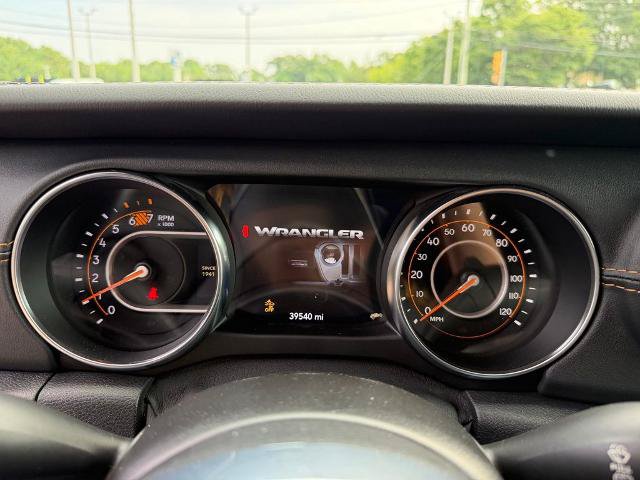 Used 2021 Jeep Wrangler Unlimited Sahara AWD/4WD image 19