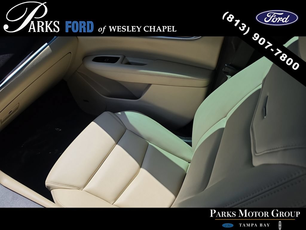 Used 2017 Cadillac XT5 FWD w/ LPO, Wheel Lock Package image 14