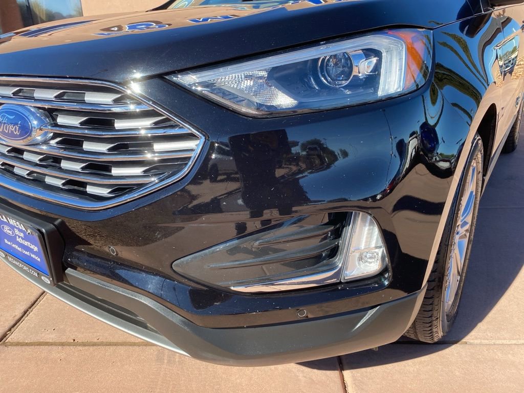 Certified 2022 Ford Edge Titanium AWD/4WD image 3