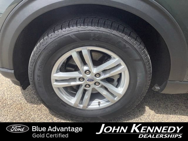 Certified 2022 Ford Explorer XLT w/ Equipment Group 202A AWD/4WD image 40