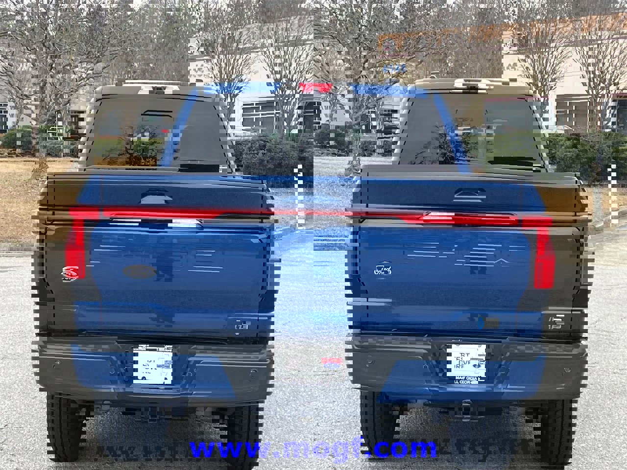 Certified 2022 Ford F150 Lightning Lariat image 27