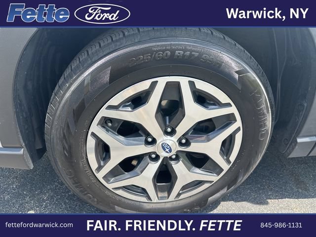 Used 2023 Subaru Forester Premium AWD/4WD image 2