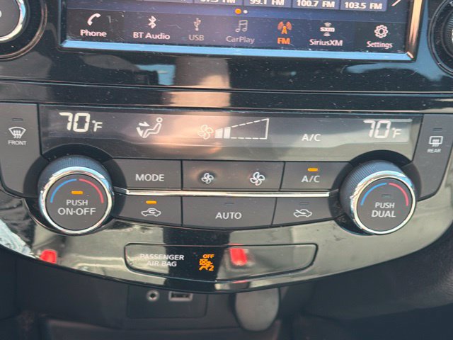 Used 2018 Nissan Rogue SV FWD image 20