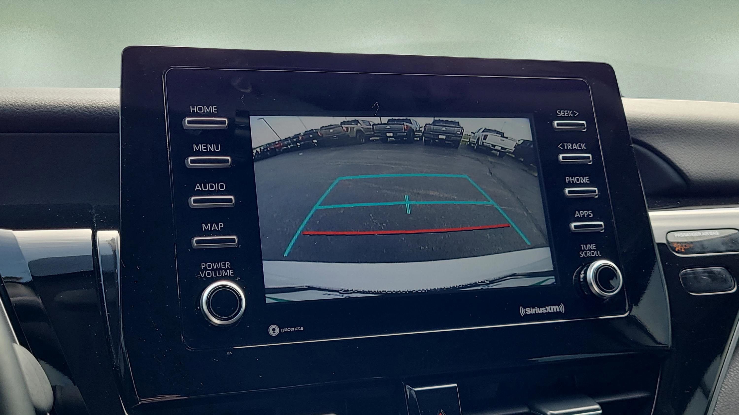 Used 2023 Toyota Camry SE image 19