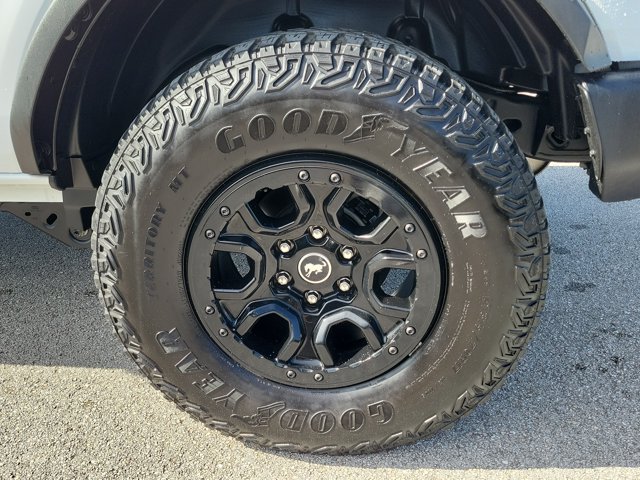 Certified 2022 Ford Bronco Wildtrak AWD/4WD image 4
