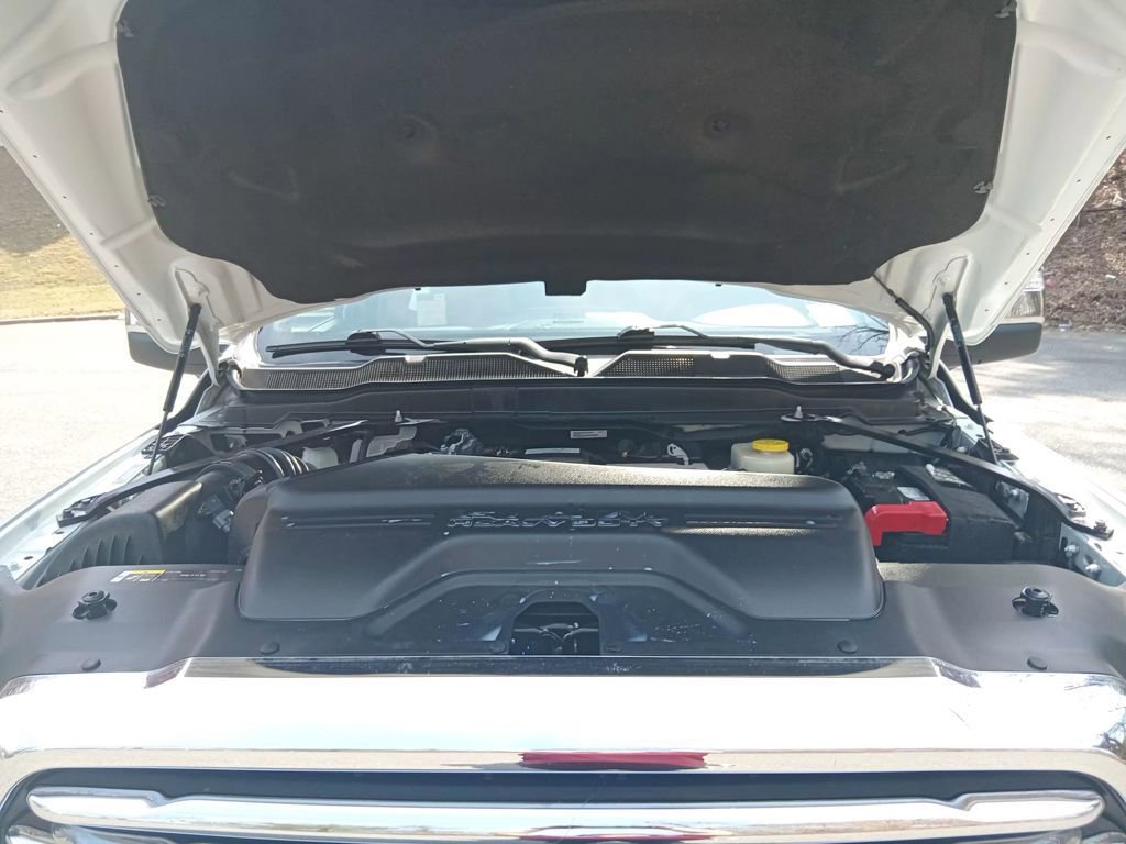 Used 2023 RAM 3500 Limited image 11