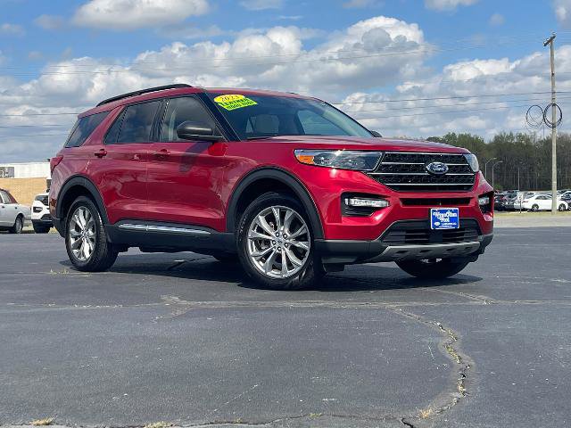 Certified 2023 Ford Explorer XLT w/ Equipment Group 202A image 9