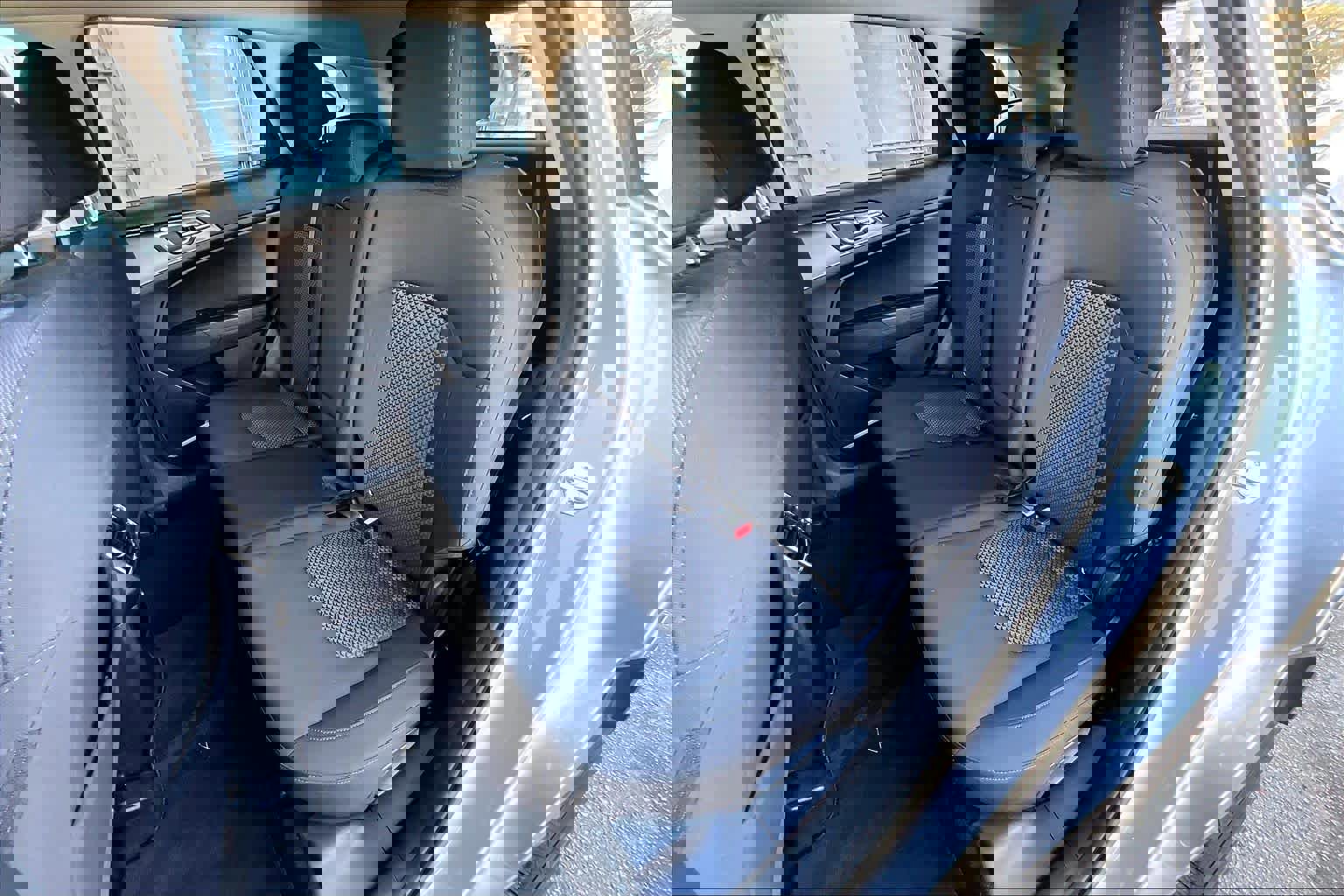 Used 2023 Kia Sportage LX image 23