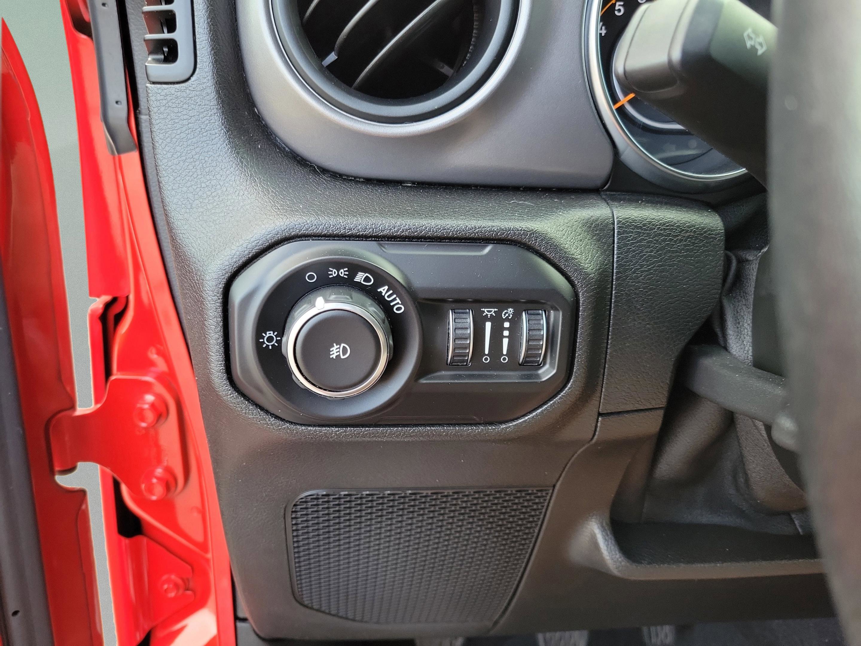 Used 2021 Jeep Wrangler Unlimited Sport image 11