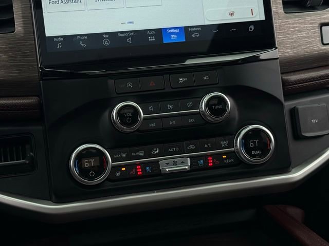 Certified 2024 Ford Expedition Max Limited image 30