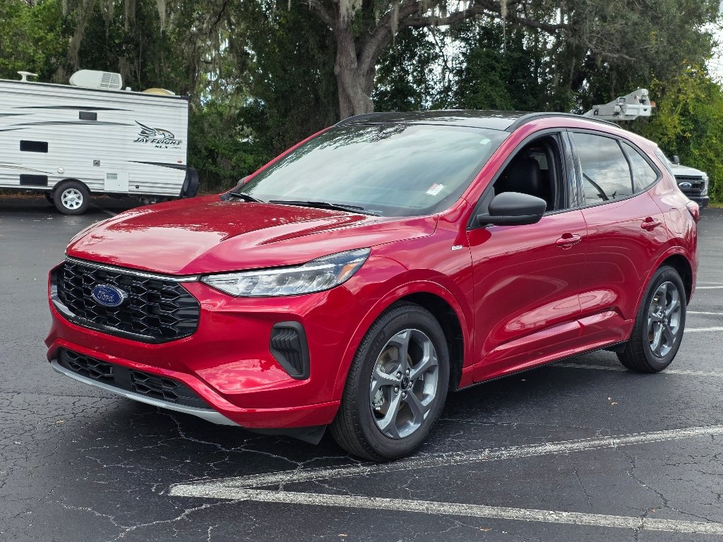 Certified 2023 Ford Escape ST-Line w/ Tech Pack #1 FWD image 10