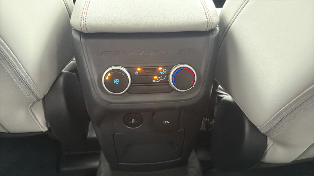 Certified 2025 Ford Explorer Active w/ Active Comfort Package AWD/4WD image 25