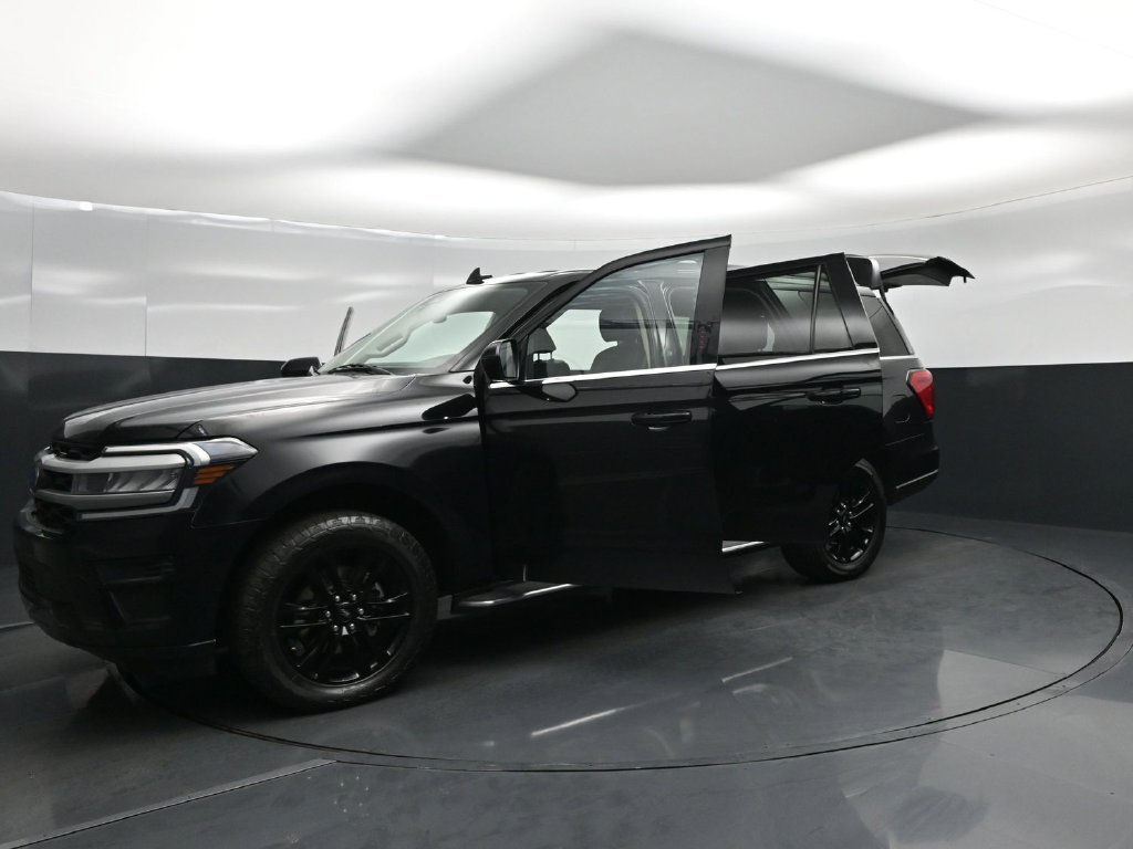 Certified 2022 Ford Expedition XLT RWD image 32