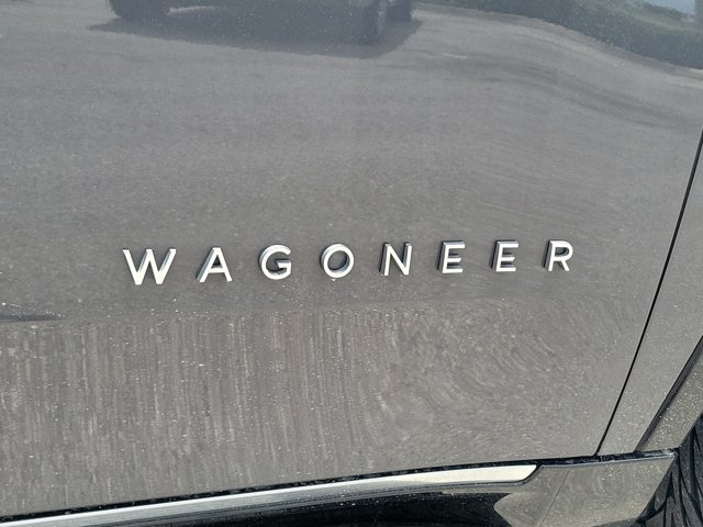 Used 2022 Jeep Wagoneer Series II w/ Premium Group I AWD/4WD image 8