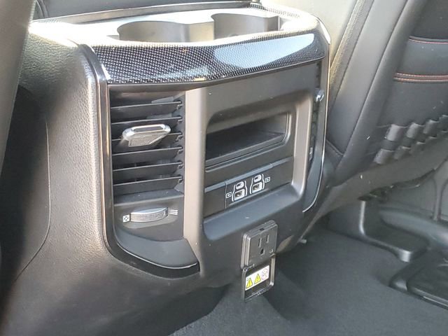 Used 2022 RAM 1500 Big Horn w/ Built-to-serve Edition image 12