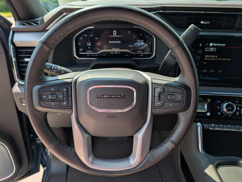 Used 2025 GMC Sierra 2500 Denali AWD/4WD image 7