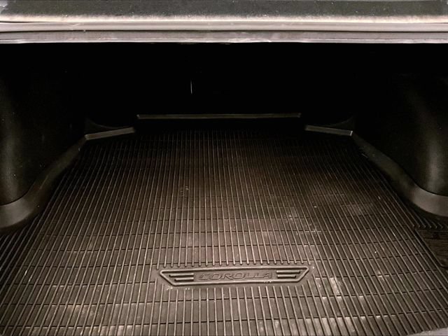 Used 2024 Toyota Corolla LE FWD image 33