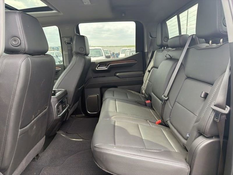 Used 2024 GMC Sierra 1500 Denali AWD/4WD image 13