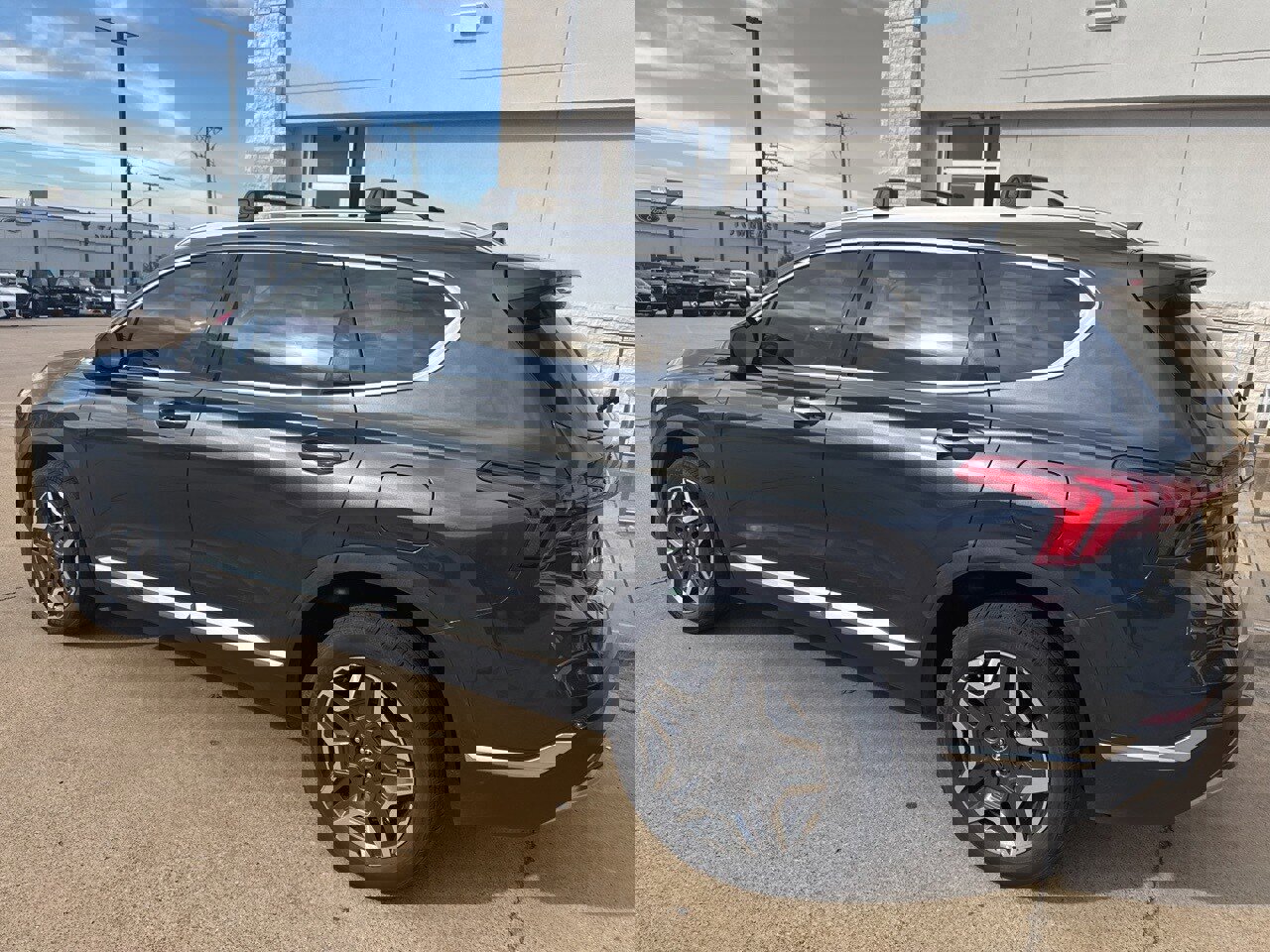 Used 2023 Hyundai Santa Fe SEL Premium image 6